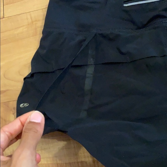Lululemon naked seam speed running shorts 4 small - Picture 6 of 11
